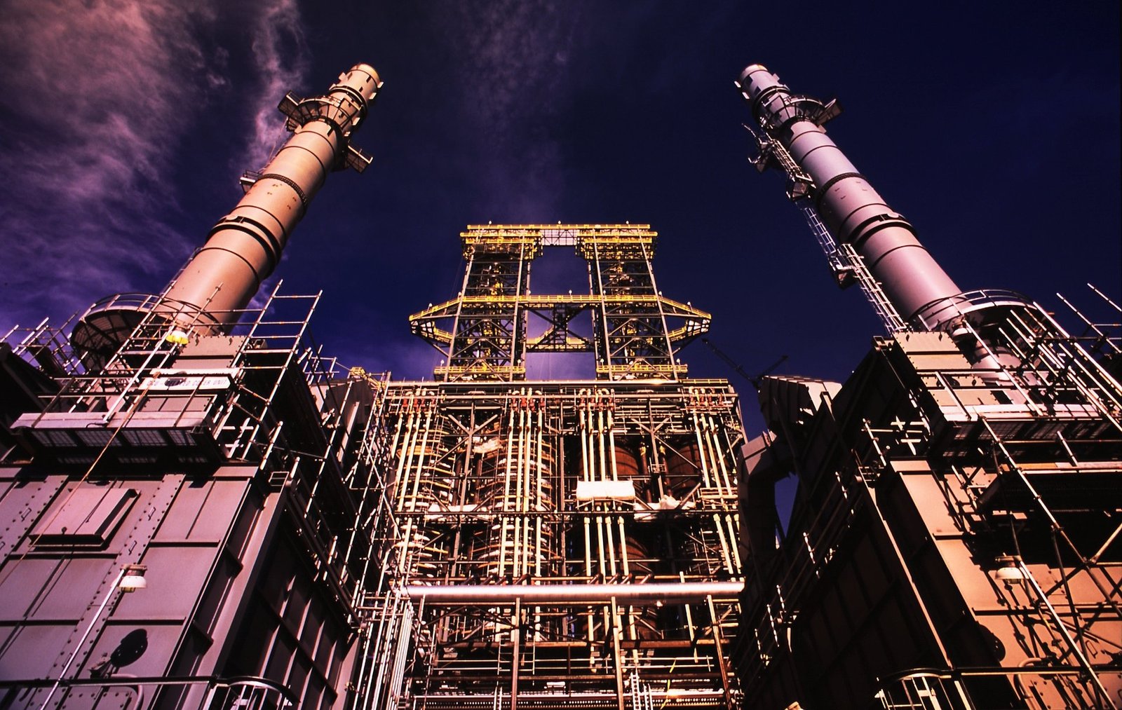 Oil and gas coker towers — Painless Controls operating environment