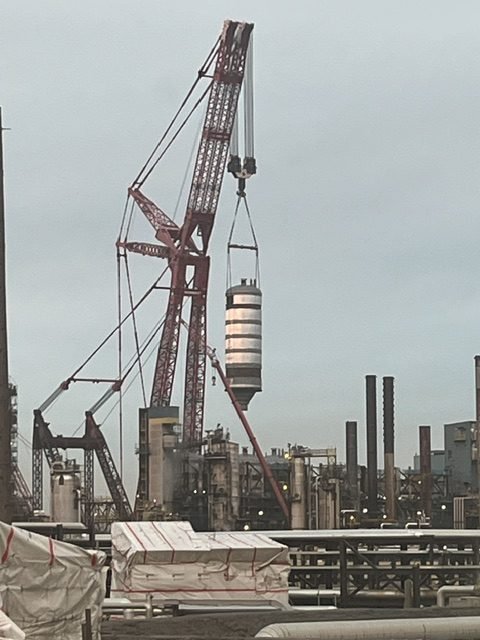 Crane lift